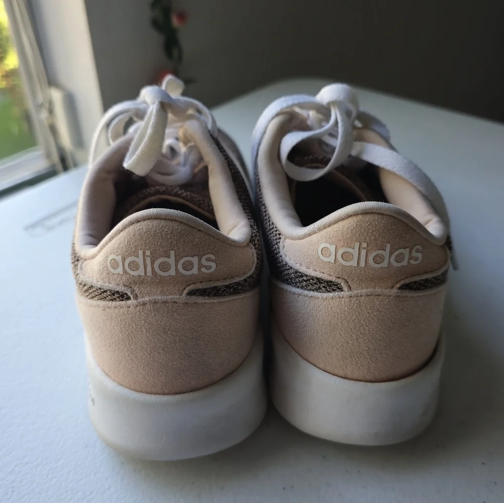 adidas women cloudfoam